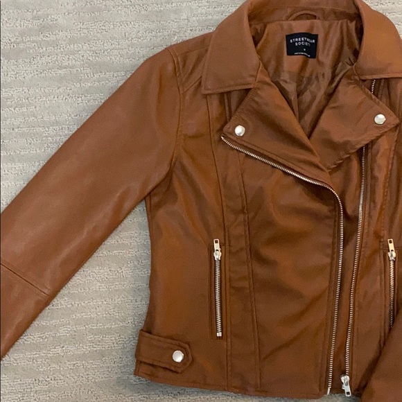 Leather jacket - Picture 2 of 3